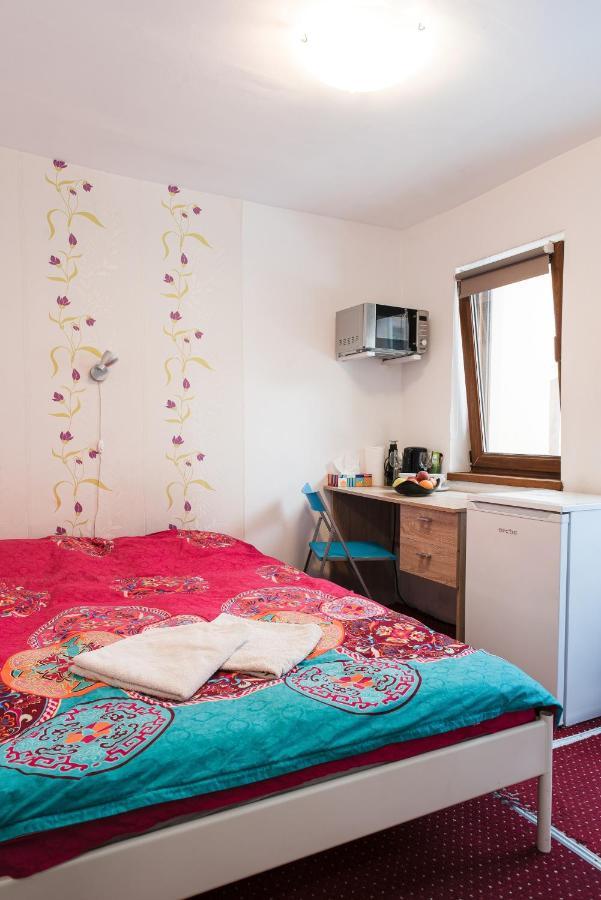 Center Walking Apartment And Room ブカレスト エクステリア 写真